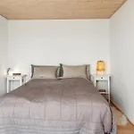 2 Bedroom Awesome In Haarby 度假居 Hårby