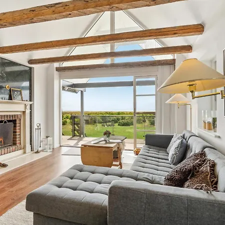 2 Bedroom Awesome In Haarby Hårby