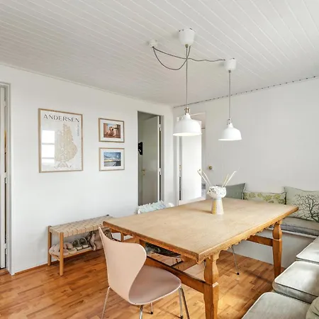 2 Bedroom Awesome In Haarby * Hårby