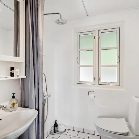 2 Bedroom Awesome In Haarby Feriehus *